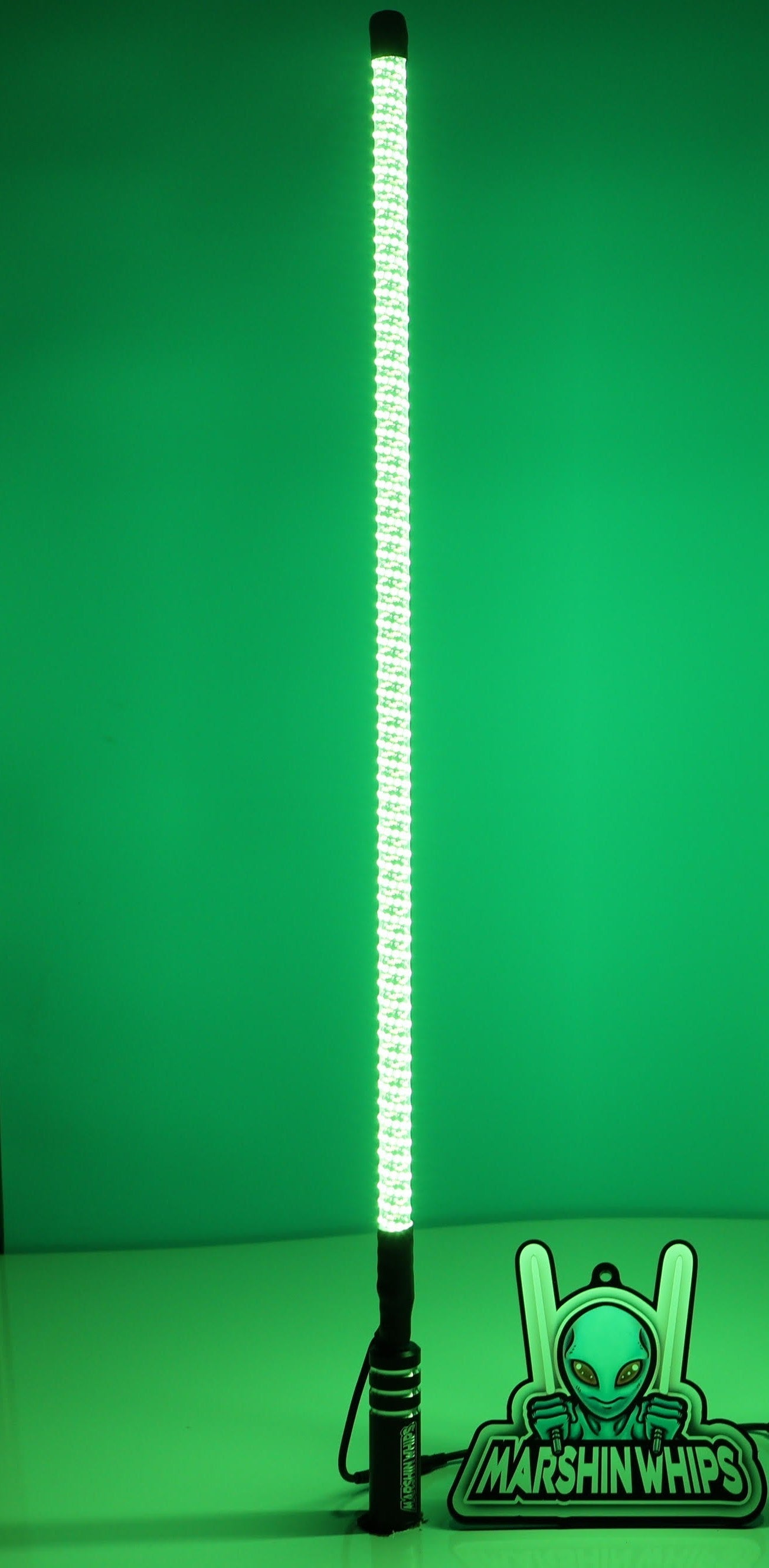 v2 Black Out - Single Whip