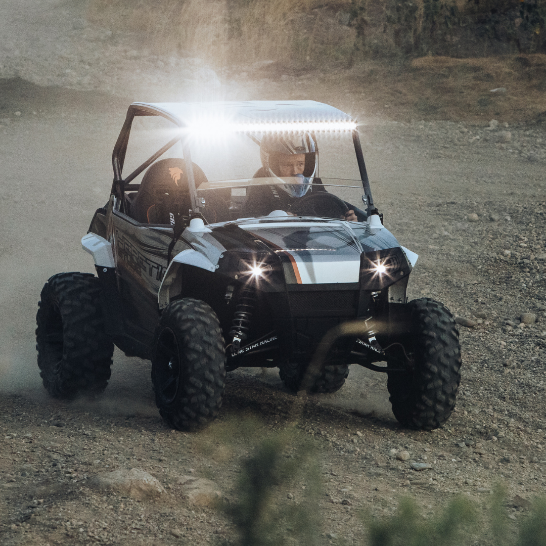 30 inch led light bar mounted on a polaris